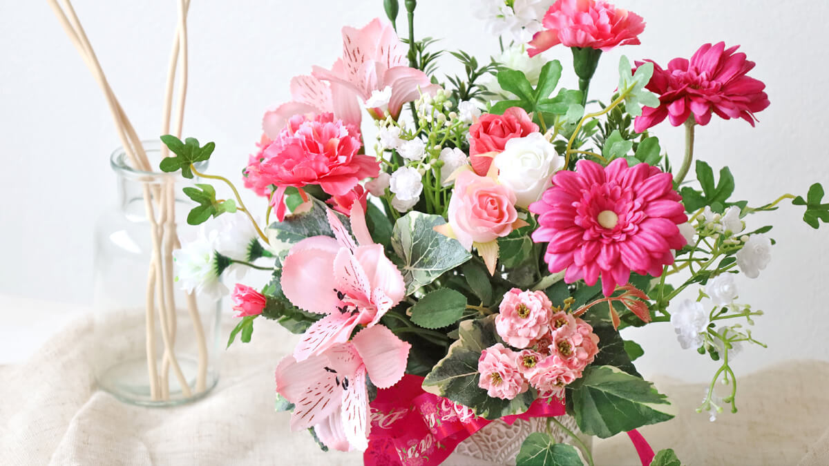 ��̓� ���� �A���X�g�������A�ƃK�[�x���̃s���N�J���[�̃A�����W �� �M�t�g CT�G�} �V���N�t�����[ �t�����[�A�����W�����g